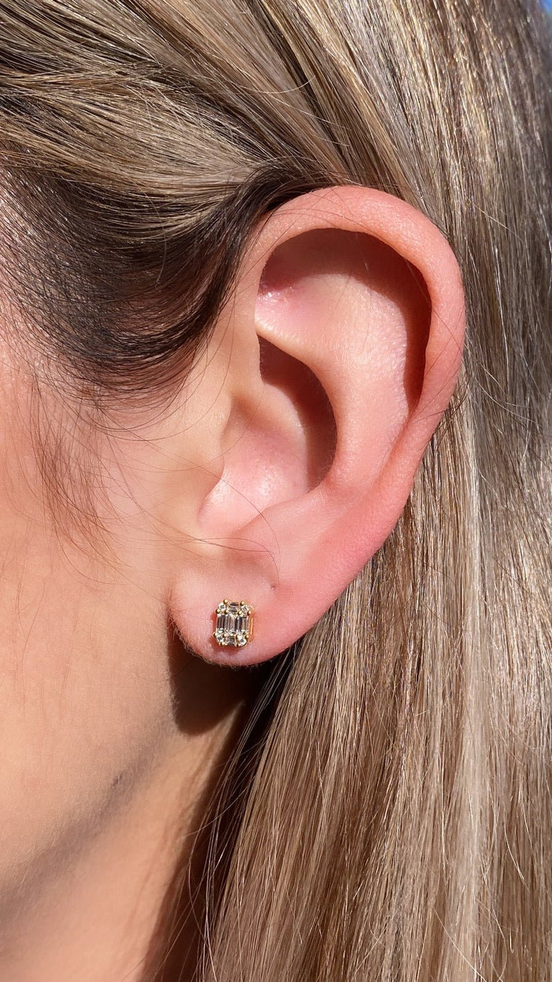 14K Gold 0.50 Carats Baguette Cluster Diamond Earrings