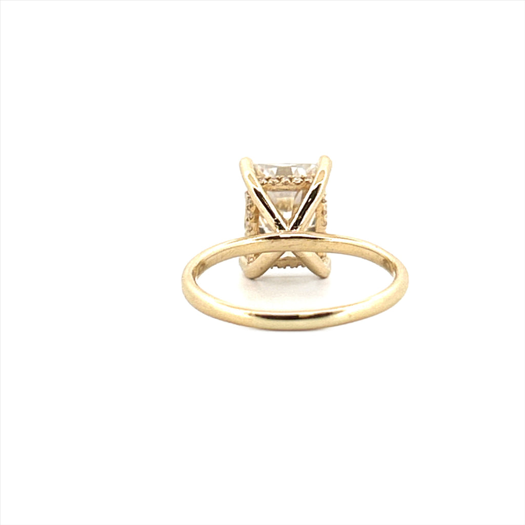 14K Gold 4.00 Carat Radiant Cut Moissanite Solitaire Engagement Ring