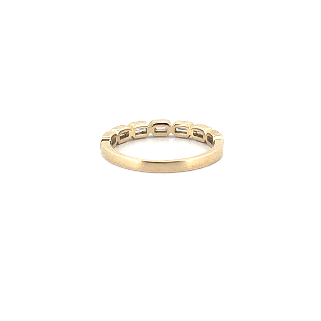 14K Gold Sideways Baguette Bezel Diamond Fashion Band