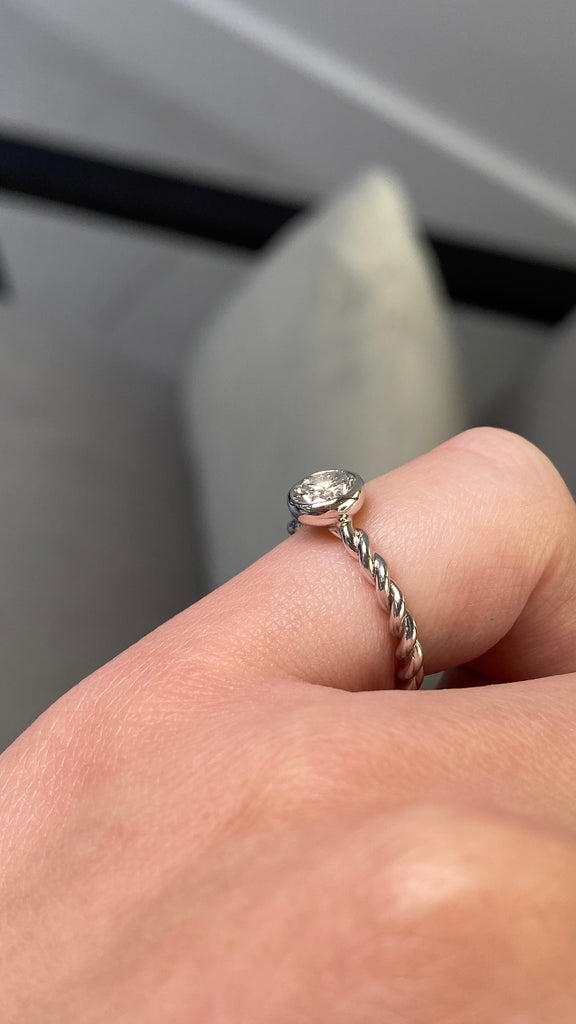 14K Gold 0.60 Carat Lab Grown Diamond Bezel Fashion Rope Band