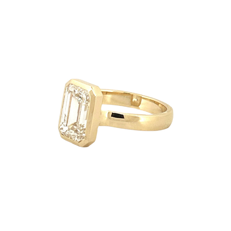 14K Gold 4.50 Carat Lab Grown Emerald Bezel Diamond Solitaire Engagement Ring