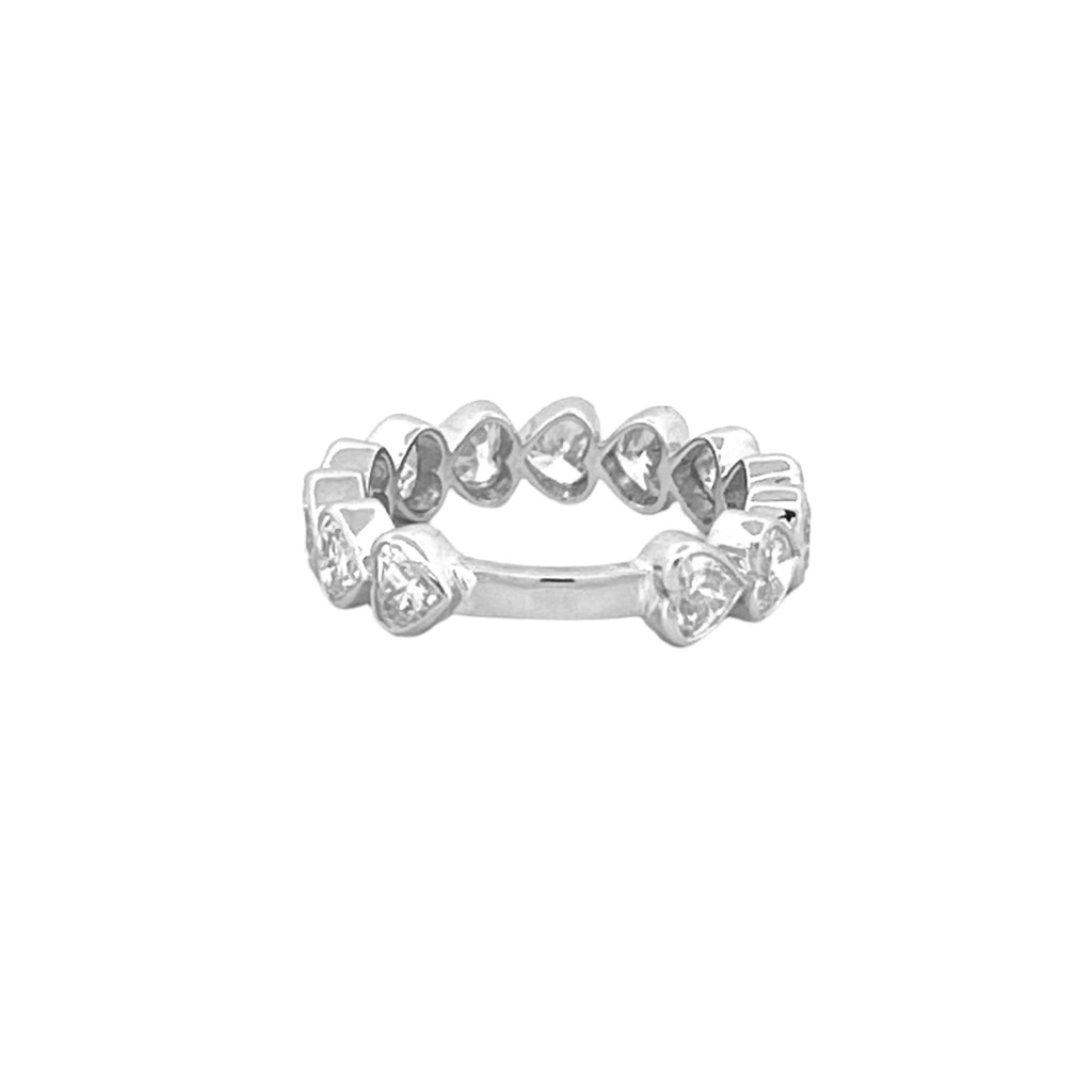 14K Gold 4.8MM Heart Bezel Sideways Lab Grown Diamond Wedding Band