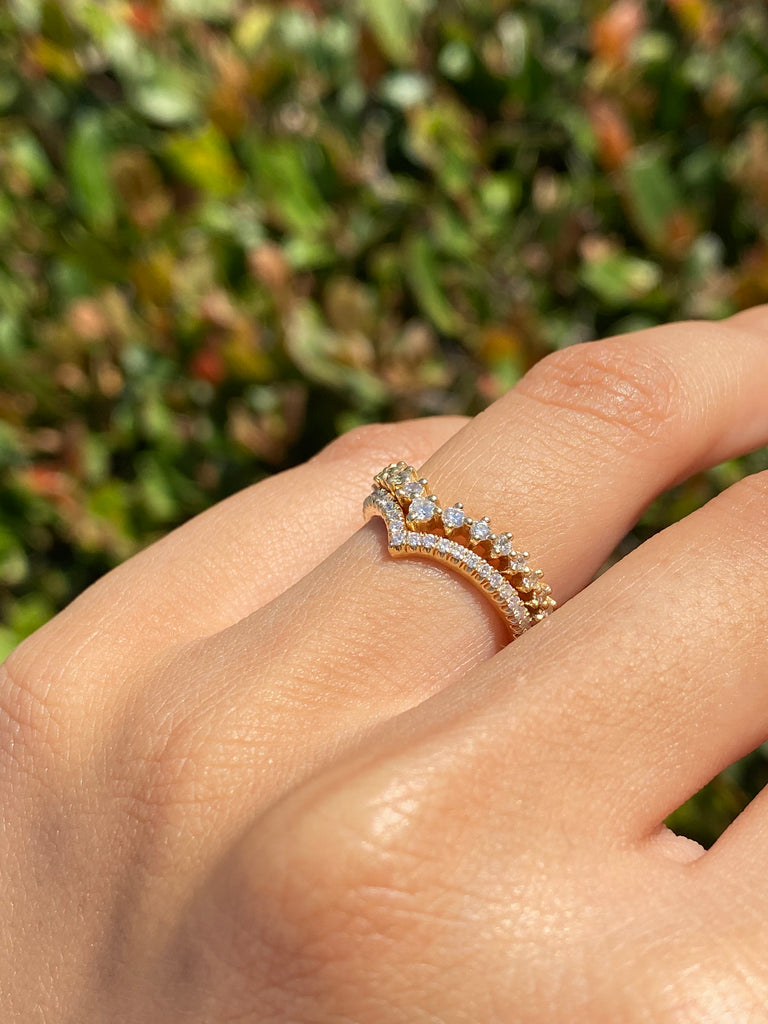 14K Gold Two Row Crown Prong Set Band