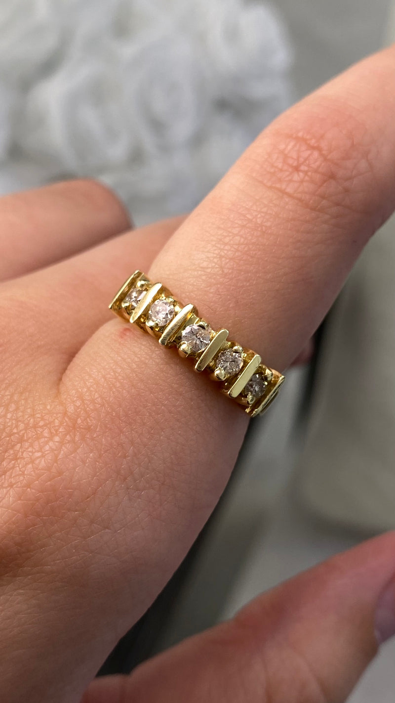 14K Gold Thick Prong Round Diamond Band