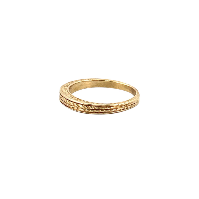 14K Gold Filigree Mens Band