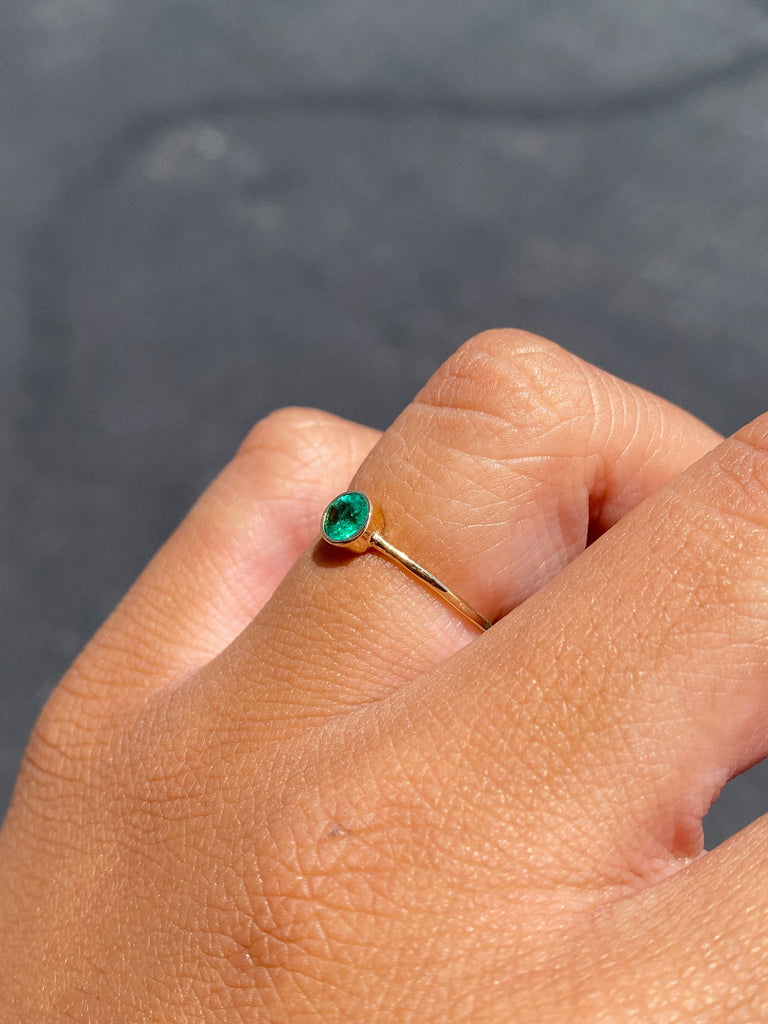 14K Gold Birth Stone Round Bezel Ring