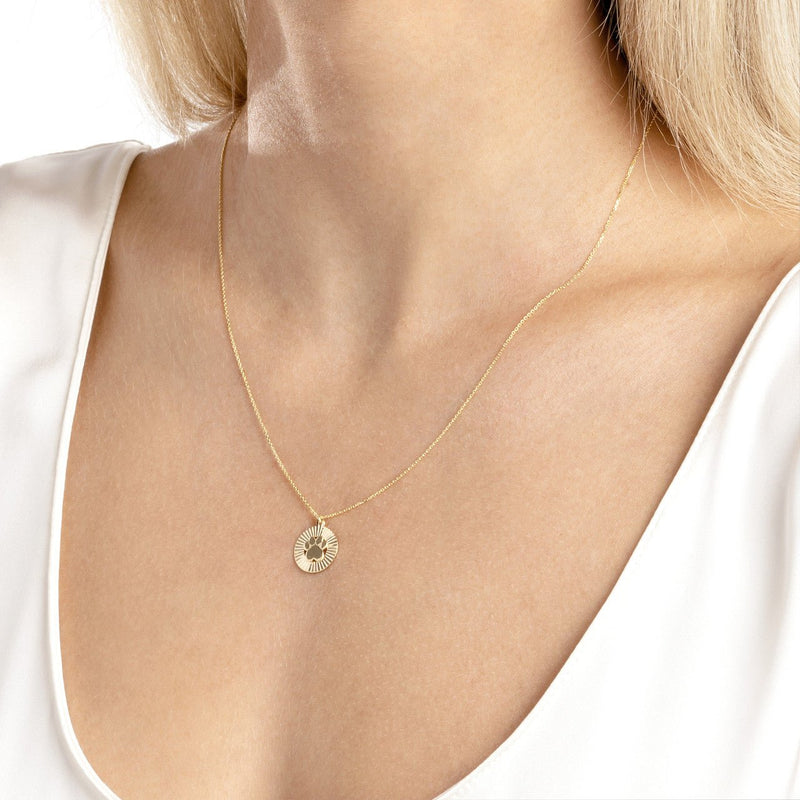 14K Gold Fluted Paw Disc Pendant Necklace