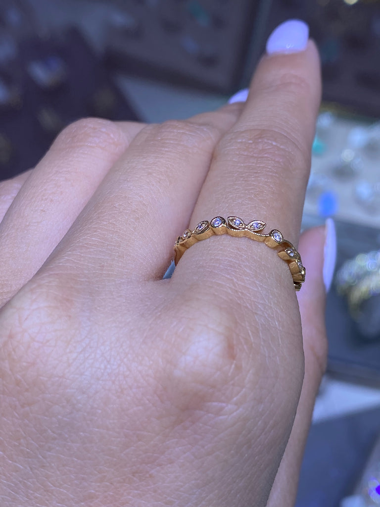 14k Gold Art Deco Leaf Diamond Band
