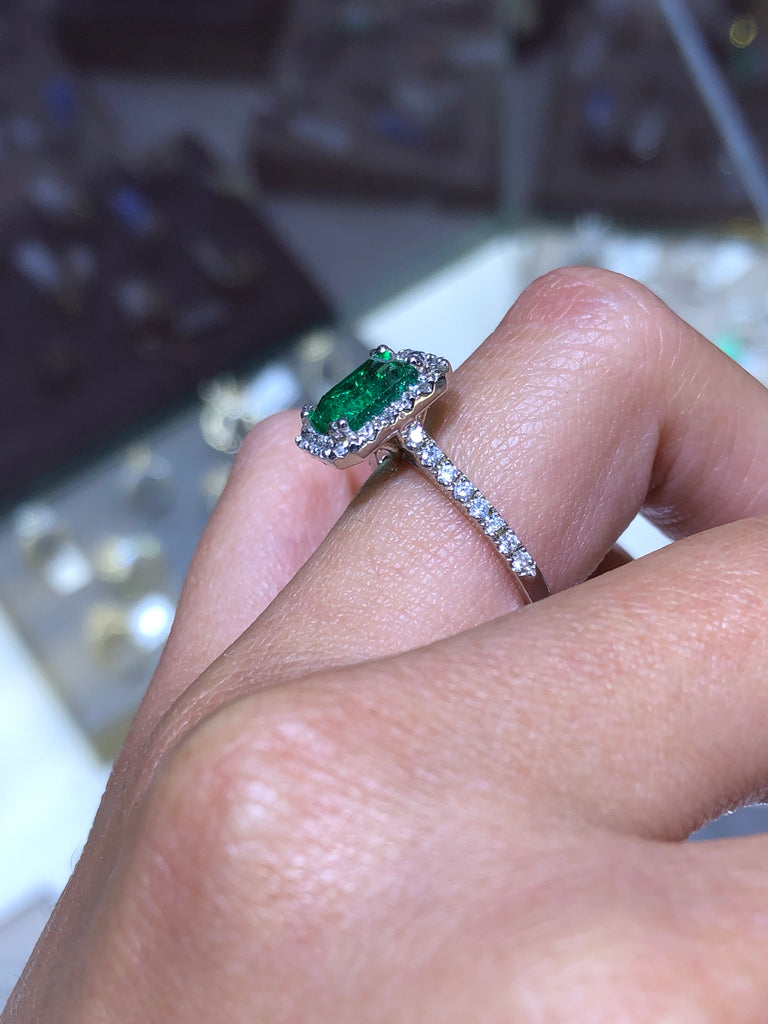 14k Gold Cathedral Emerald Engagement Band