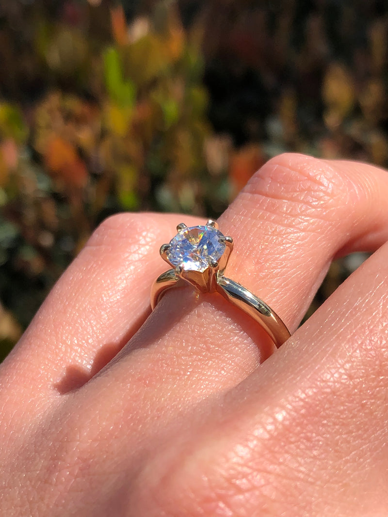 14K Gold 1.50 Carat Round Lab Grown Diamond 6-Prong Solitaire Engagement Ring