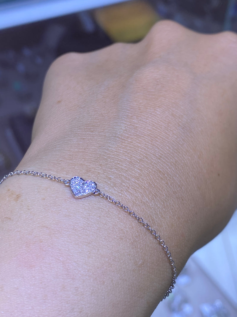 14k Gold Single Heart Diamond Pavé Bracelet