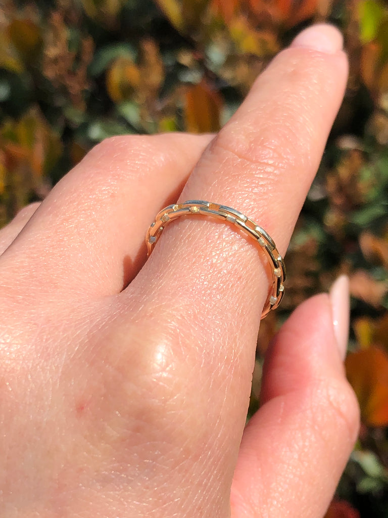 14K Thin Chainlink Gold Band