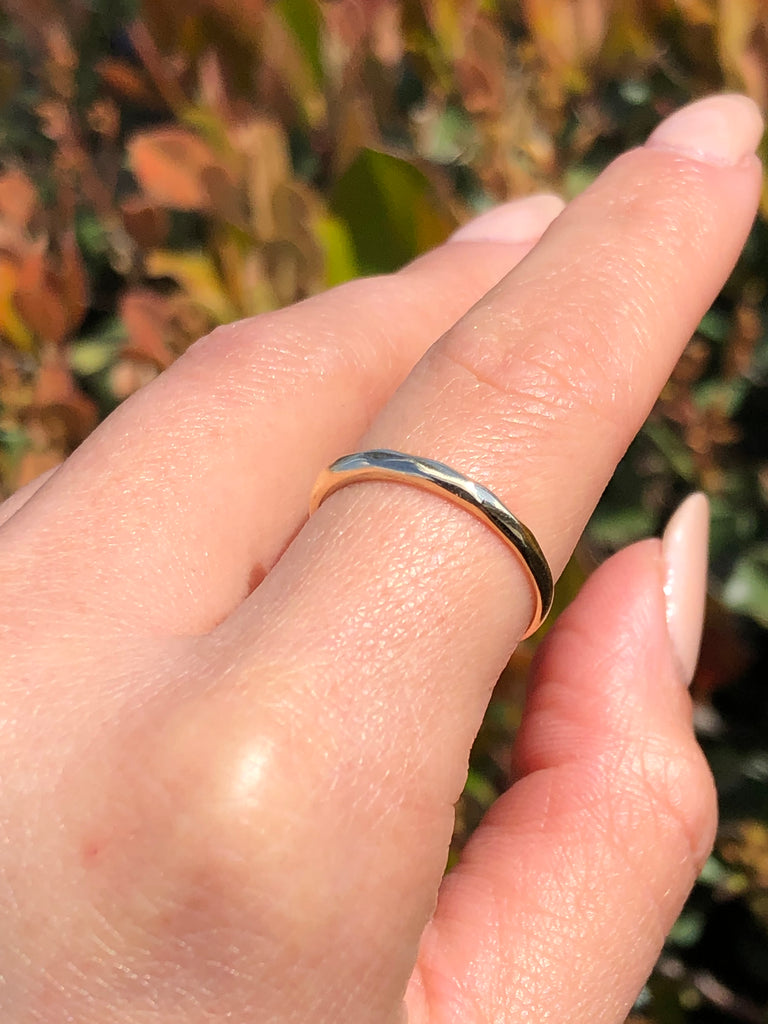 14K Diamond Cut Gold Band