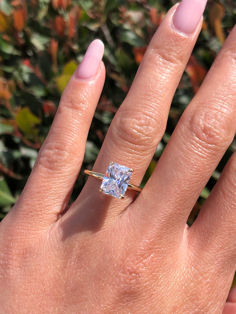 14K Gold 3.00 Carat Radiant Lab Grown Diamond Solitaire Engagement Ring