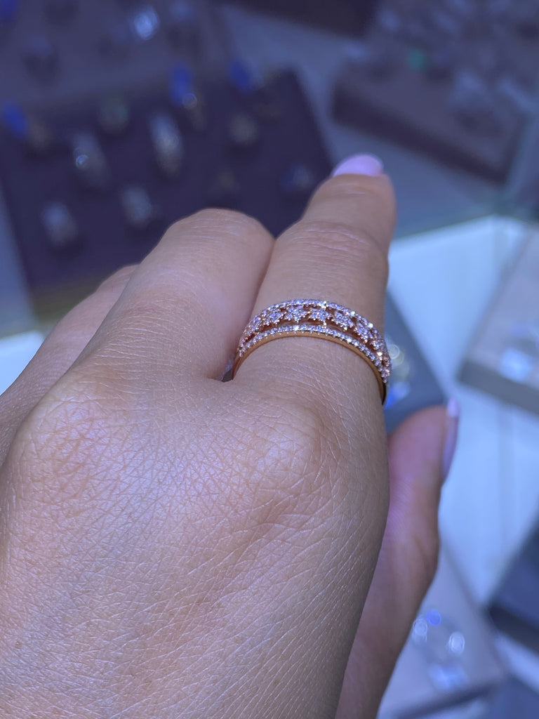 14K Gold Three Row Star Diamond Band