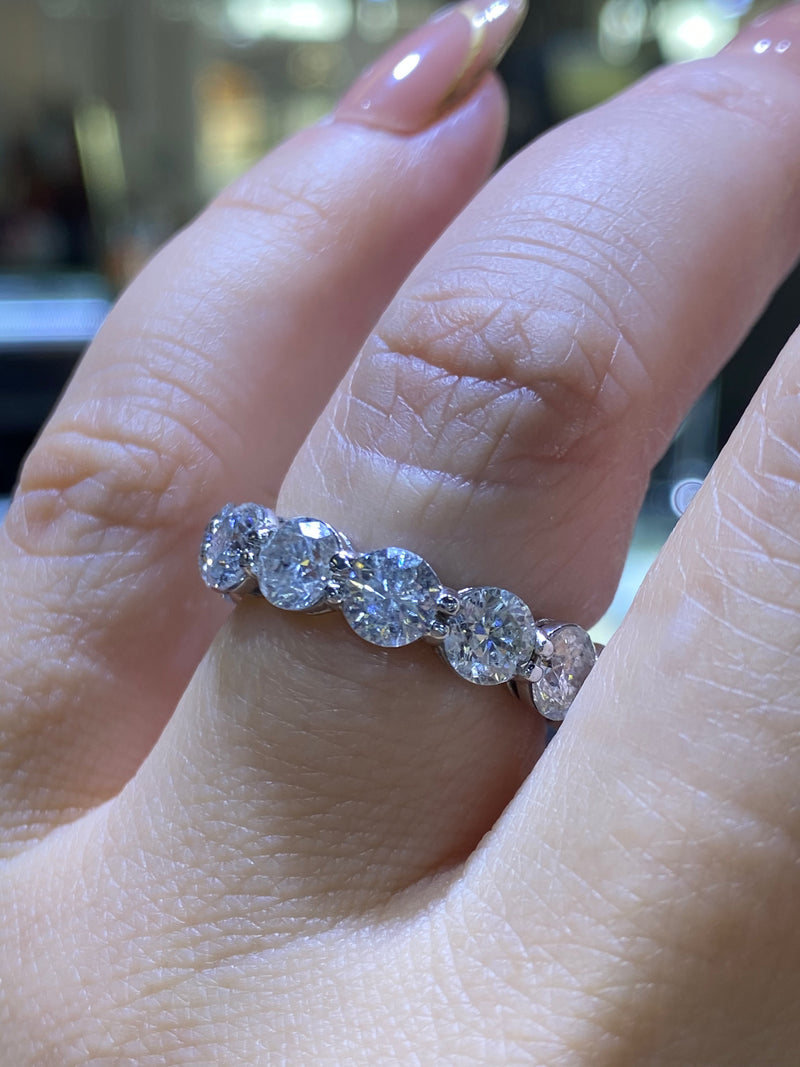 14K Basket Set Round Diamond Eternity Band