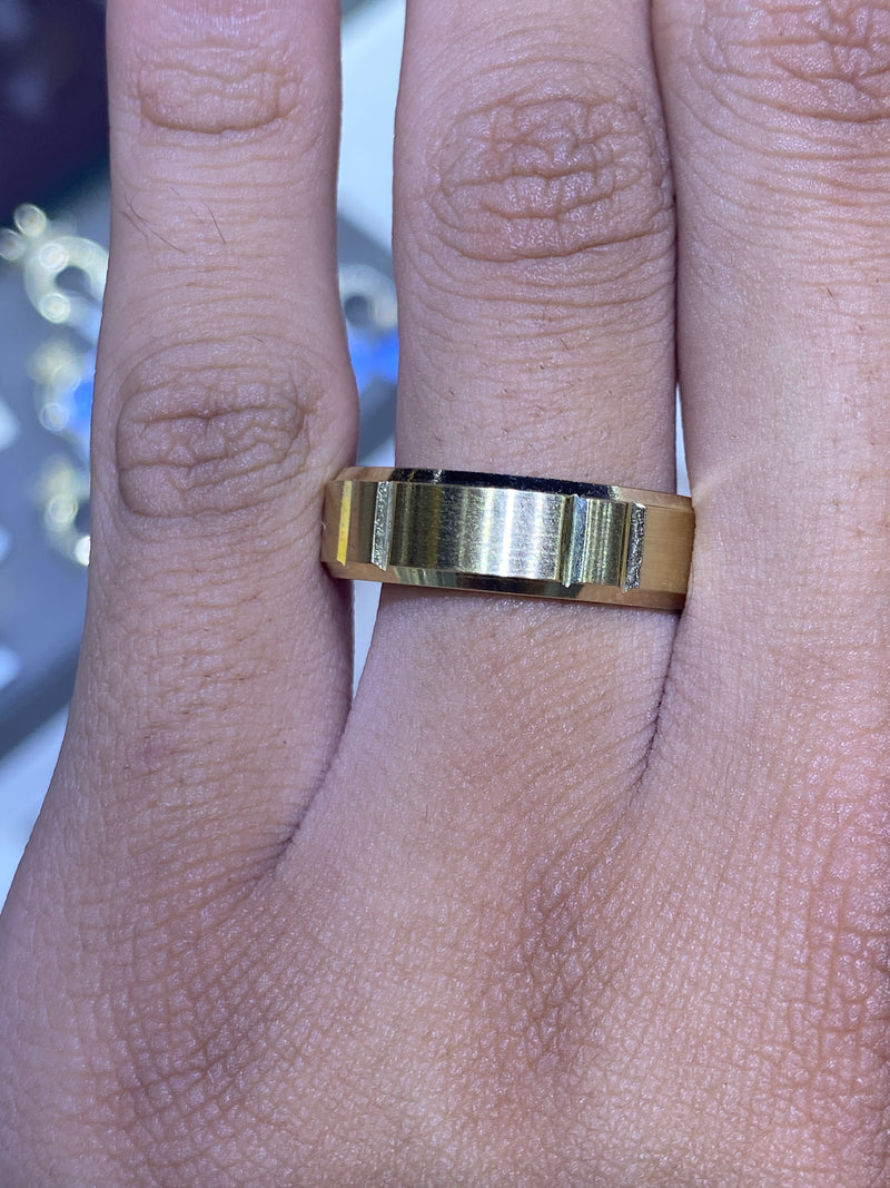 14K Gold Vincent Band