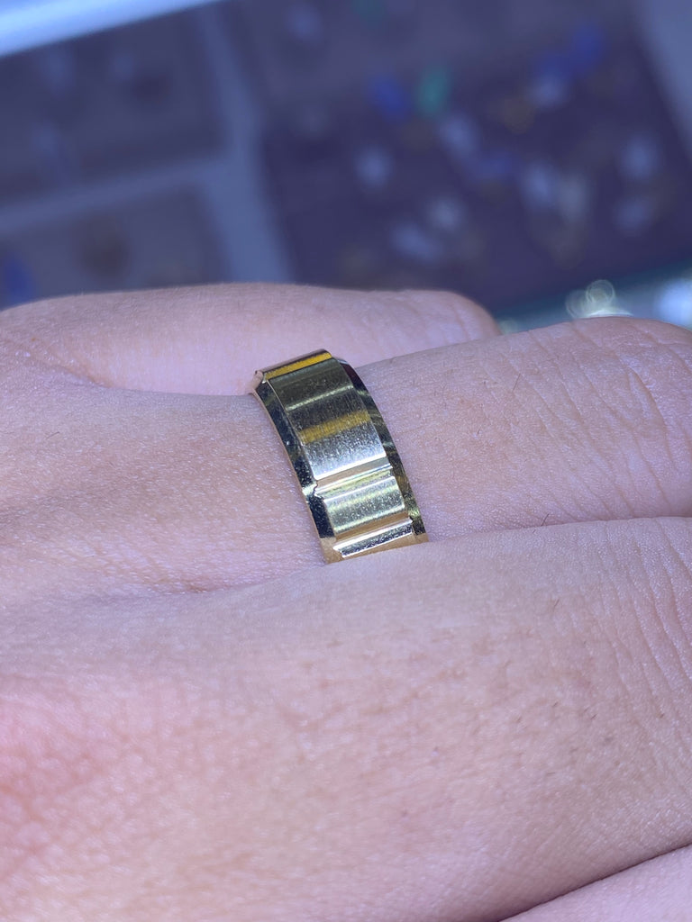 14K Gold Vincent Band