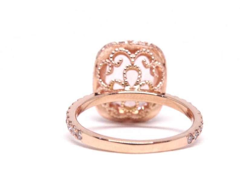 14K Gold Oval Cut Morganite Engagement Ring