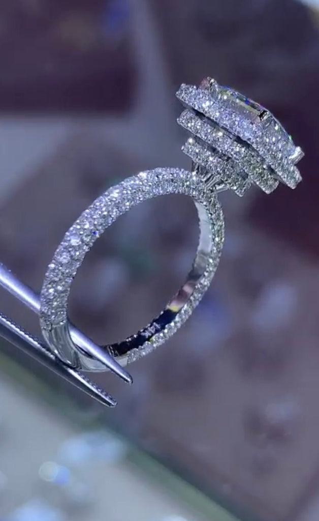 The Jasmine Engagement Ring With Lab Grown Diamond Center