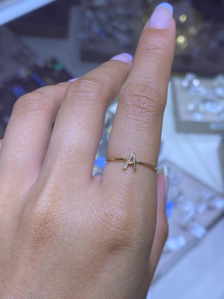 Diamond Initial Jewelry: The Perfect Gift