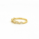 14K Gold Wavy Round Diamond Band