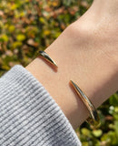 14K Gold Claw Fashion Bangle