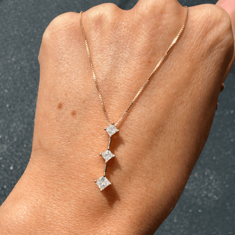 14K Gold Hanging Tri Princess Diamond Pendant Necklace