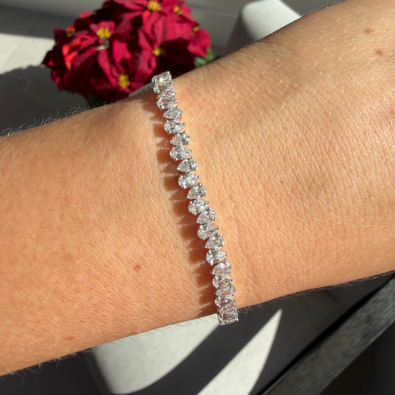 14K Gold Lab Diamond Alternating Pear Tennis Bracelet