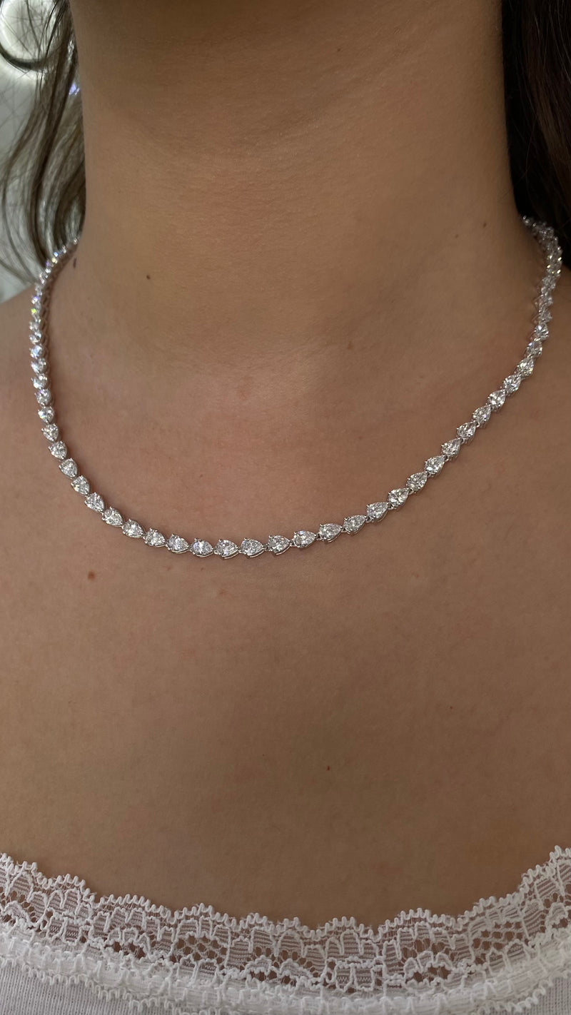 14K Gold Lab Grown 21.00 Carat Sideways Pear Diamond Tennis Necklace