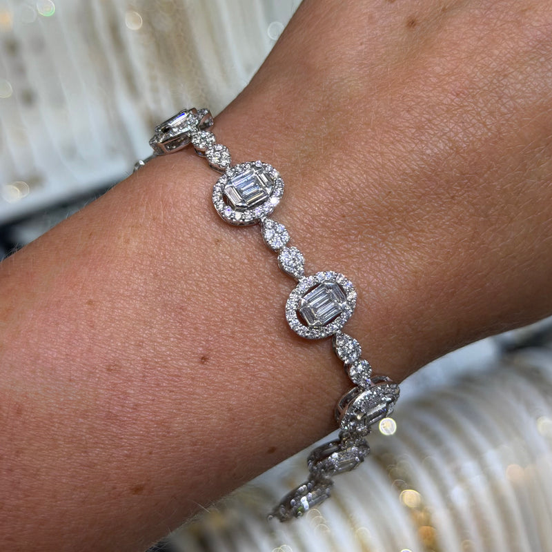 14K Gold Oval Baguette Cluster Natural Diamond Bracelet