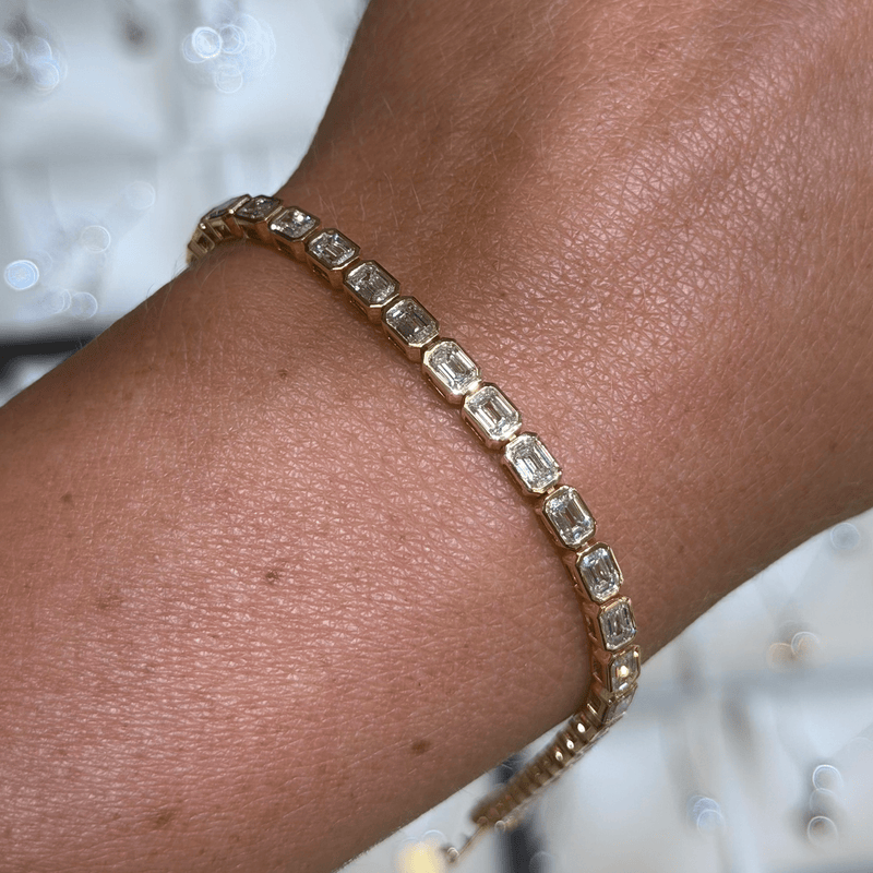 14K Gold East West Lab Grown Emerald Cut Diamond Bezel Tennis Bracelet
