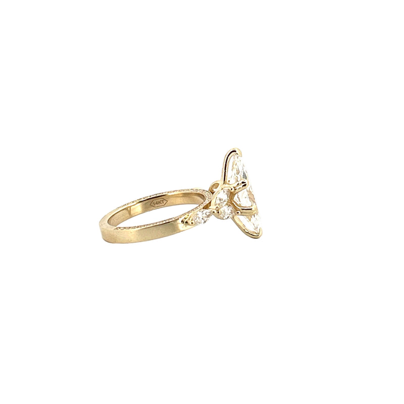 14K Gold Mara Engagement Ring