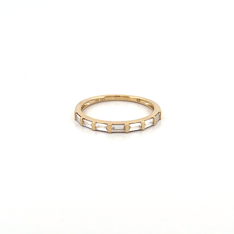 14K Gold Thick Shared Prong Baguette Diamond Band