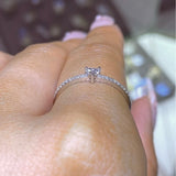 14K Gold Basket Set Diamond Heart Band