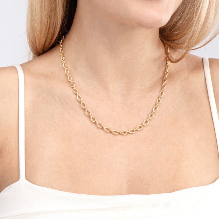14K Gold Tear Drop Link Necklace