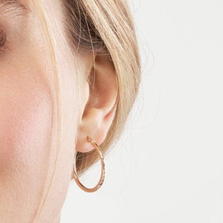 14K Gold 2MM x 25MM Diamond Cut Hoop Earrings