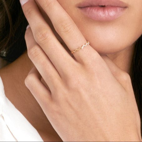 14K Gold Halfway Zig Zag Diamond Ring