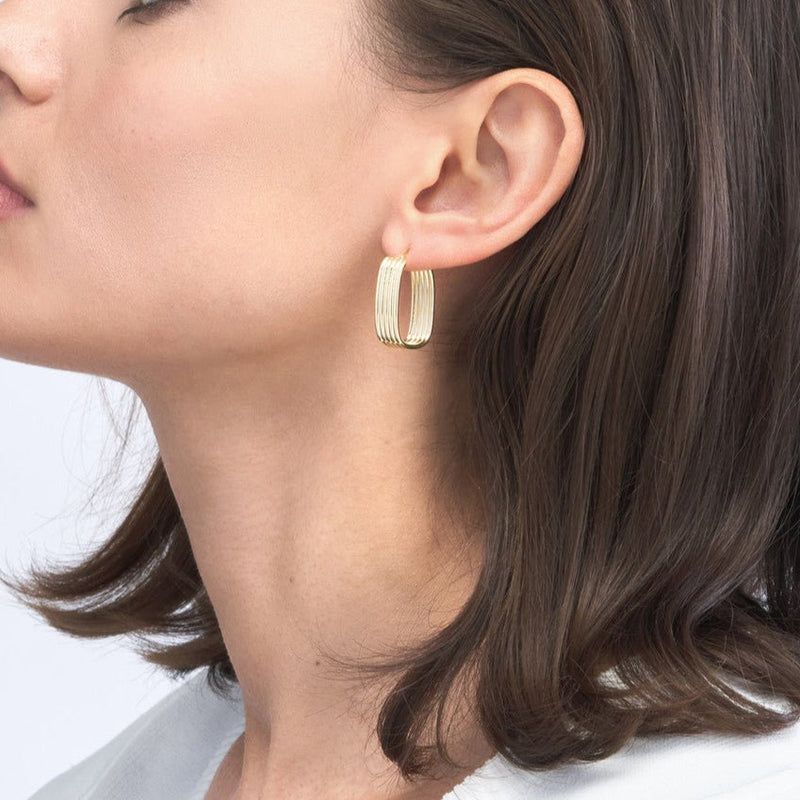 14K Gold Ribbed Oval Hoop Earrings