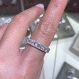 14K Gold Diamond Baguette and Round Wedding Band