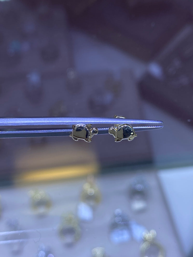 14K Gold Turtle Earrings