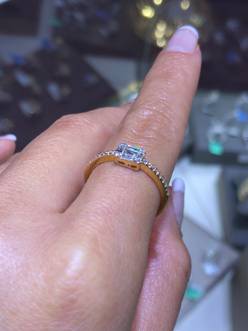 14K Gold Baguette Cluster Pave Diamond Band