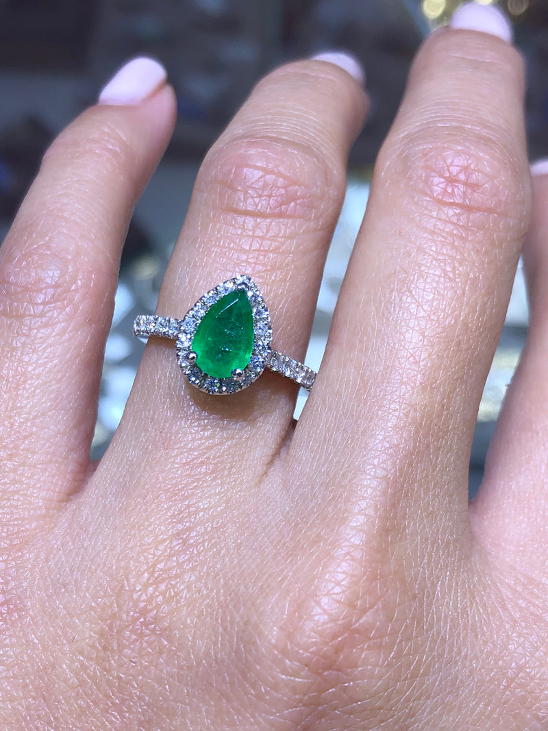 14k Gold Pear Cut Emerald Halo Engagement Band