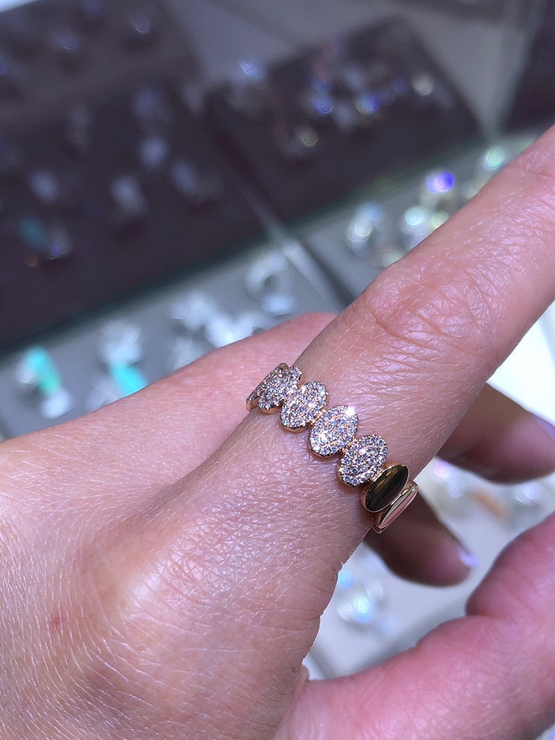 14K Gold Oval Shape Diamond Pavé Band