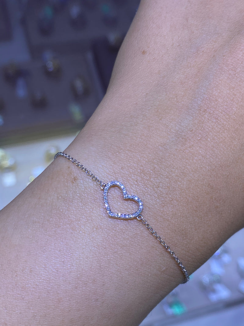14K Gold Single Heart Diamond Bracelet