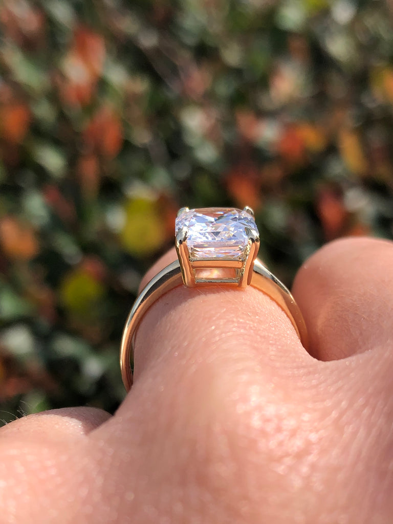 14K Gold 3.50 Carat Radiant Lab Grown Diamond Basket Setting