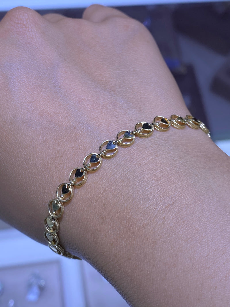 14K Gold Heart Circle Bracelet