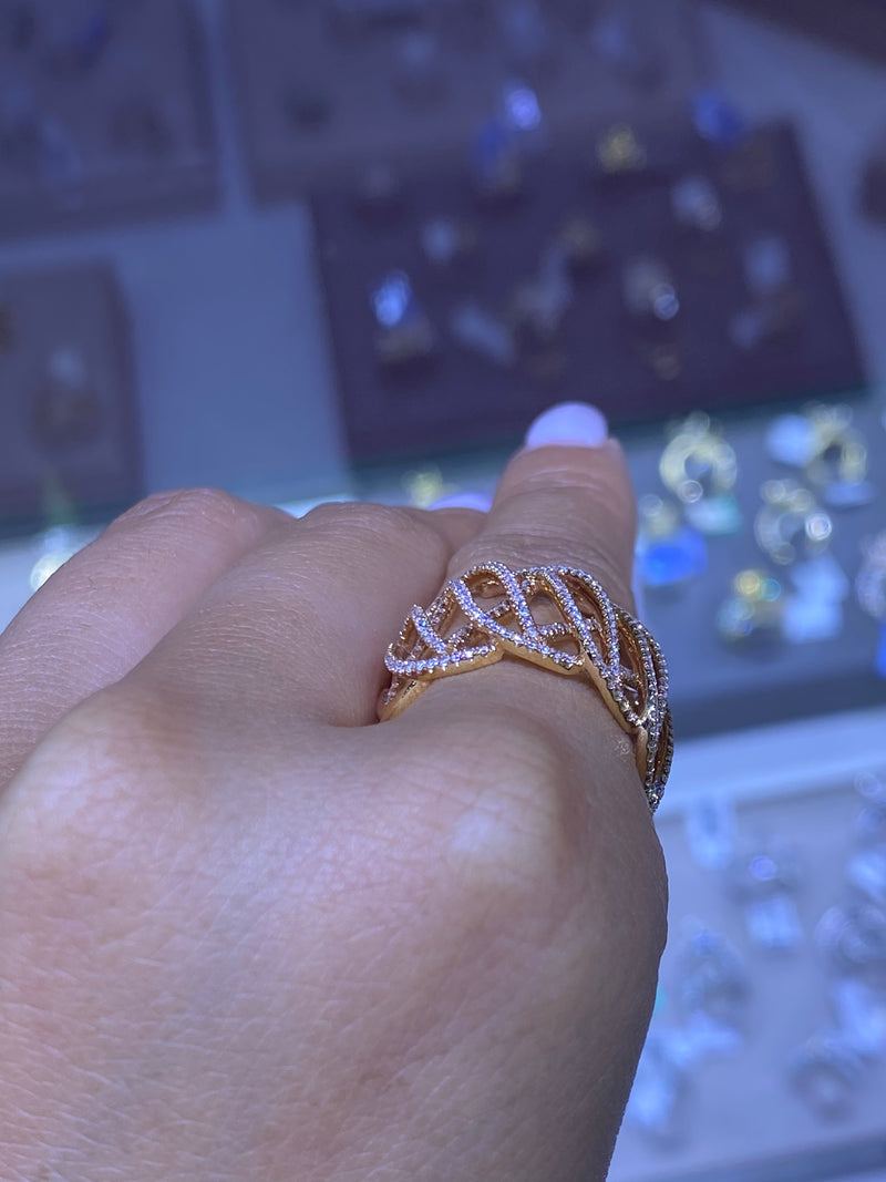 14k Gold Wave Diamond Ring