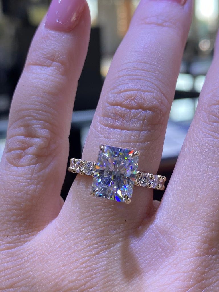 The Audrey Lab Grown Diamond Engagement Ring