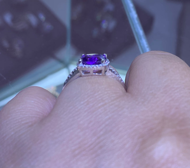 14k Gold Basket Cushion Amethyst Band